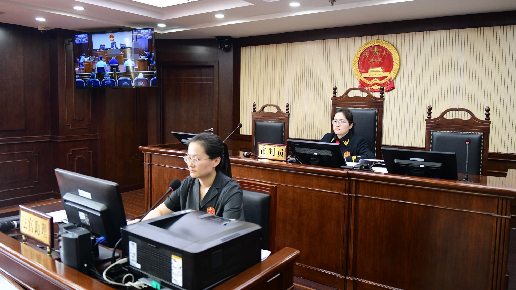 中国人民的好朋友为了友谊跨越山海